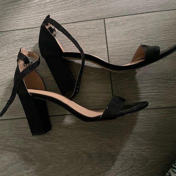 Madden Black 3.5 in Heels - Picture 5 of 5